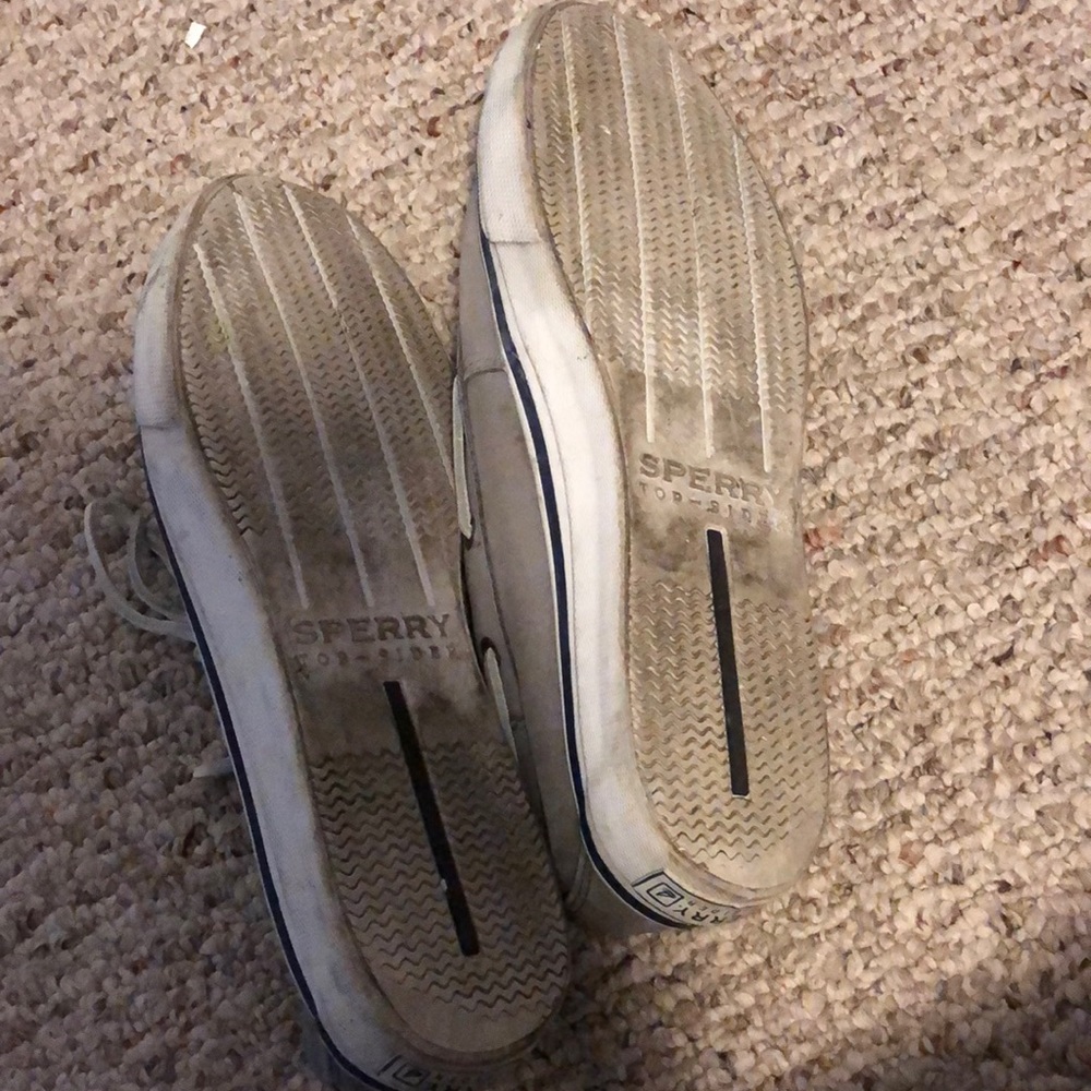 Grey sperrys - Picture 3 of 5